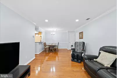 14901 Rydell Road #201, Centreville, VA 20121 - Photo 7