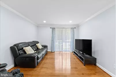 14901 Rydell Road #201, Centreville, VA 20121 - Photo 3