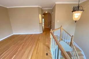 6623 Frost Lake Ln, Alexandria, VA 22315 - Photo 7