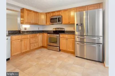 6807 Ericka Avenue, Alexandria, VA 22310 - Photo 9