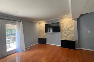 6415 Blarney Stone Ct, Springfield, VA 22152 - Photo 3