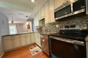 6415 Blarney Stone Ct, Springfield, VA 22152 - Photo 7