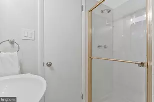 9506 Miranda Ct, Fairfax, VA 22031 - Photo 15