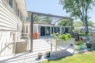 5705 Buckingham Palace Ct, Alexandria, VA 22315 - Photo 43