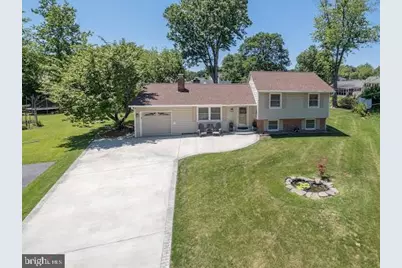 5705 Buckingham Palace Court, Alexandria, VA 22315 - Photo 1