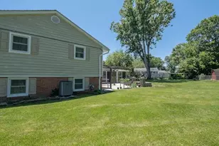 5705 Buckingham Palace Ct, Alexandria, VA 22315 - Photo 41
