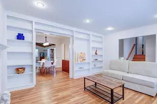 5705 Buckingham Palace Ct, Alexandria, VA 22315 - Photo 9