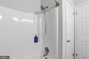 6144 Strasburg Dr, Centreville, VA 20121 - Photo 21
