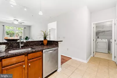 2665 Prosperity Avenue #105, Fairfax, VA 22031 - Photo 5