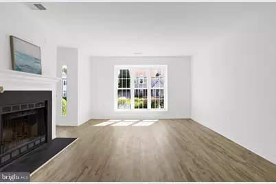 7825 Harrowgate Circle #B, Springfield, VA 22152 - Photo 5