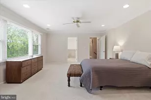 9833 Squaw Valley Dr, Vienna, VA 22182 - Photo 21