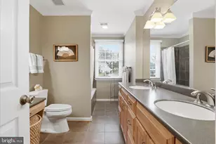 9833 Squaw Valley Dr, Vienna, VA 22182 - Photo 29