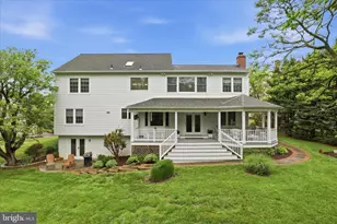 9833 Squaw Valley Dr, Vienna, VA 22182 - Photo 37