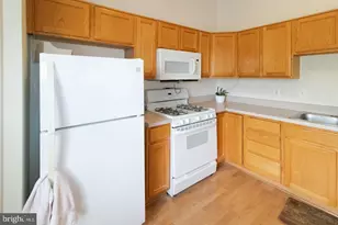 7505 Calderon Ct, Alexandria, VA 22306 - Photo 17