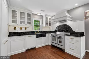 10314 Hickory Creek Ct, Great Falls, VA 22066 - Photo 57