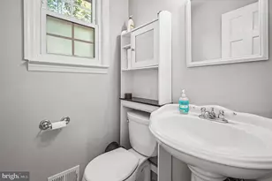 9770 Turnbuckle Dr, Burke, VA 22015 - Photo 17