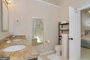 14618 Stream Pond Dr, Centreville, VA 20120 - Photo 41
