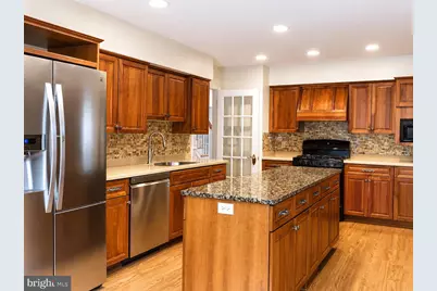 7327 Yates Court, McLean, VA 22101 - Photo 7