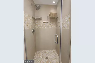 7327 Yates Court, McLean, VA 22101 - Photo 15