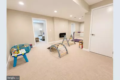 7327 Yates Court, McLean, VA 22101 - Photo 23