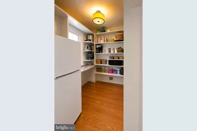7327 Yates Court, McLean, VA 22101 - Photo 9