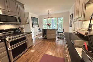 725 Forest Park Rd, Great Falls, VA 22066 - Photo 5