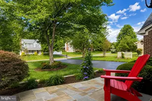 15403 Martins Hundred Dr, Centreville, VA 20120 - Photo 3