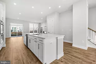 2433 Liberty Loop, Herndon, VA 20171 - Photo 13