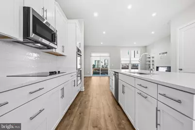 2433 Liberty Loop, Herndon, VA 20171 - Photo 15