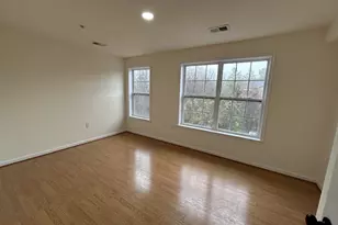 11328 Westbrook Mill Ln, Fairfax, VA 22030 - Photo 17