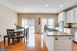 13598 Lavender Mist Ln, Centreville, VA 20120 - Photo 9