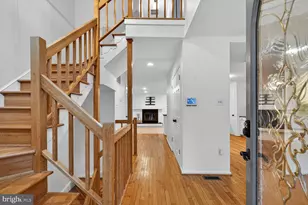 12564 Garland Tree Ct, Fairfax, VA 22033 - Photo 3