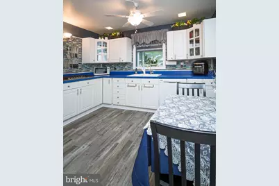 2420 Byrd Lane, Alexandria, VA 22303 - Photo 9