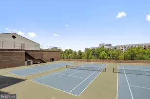 1800 Old Meadow Rd, McLean, VA 22102 - Photo 39