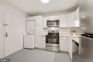 1800 Old Meadow Rd, McLean, VA 22102 - Photo 23