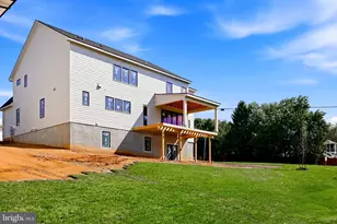 10801 Mason Hunt Ct, Reston, VA 20190 - Photo 9