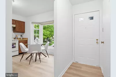 14243 Heritage Crossing Lane, Centreville, VA 20120 - Photo 3