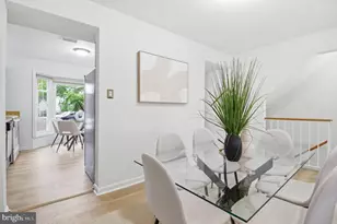 14243 Heritage Crossing Ln, Centreville, VA 20120 - Photo 13