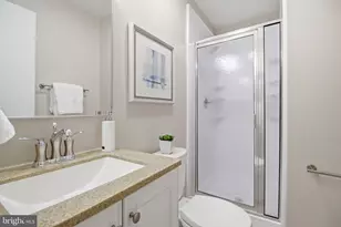 14243 Heritage Crossing Ln, Centreville, VA 20120 - Photo 29