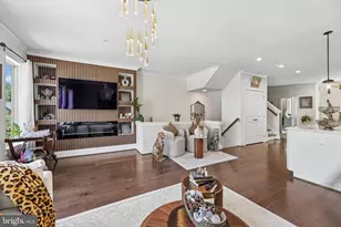 2865 Lowen Valley Rd, Alexandria, VA 22303 - Photo 3