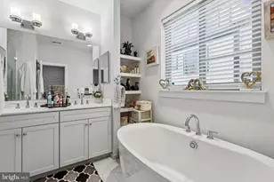 2865 Lowen Valley Rd, Alexandria, VA 22303 - Photo 15