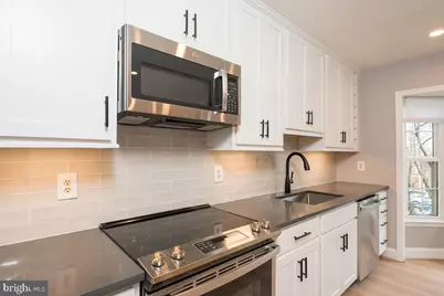 7434 Chummley Court, Falls Church, VA 22043 - Photo 5