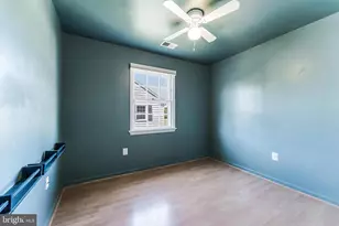 818 Sycamore Ct, Herndon, VA 20170 - Photo 29