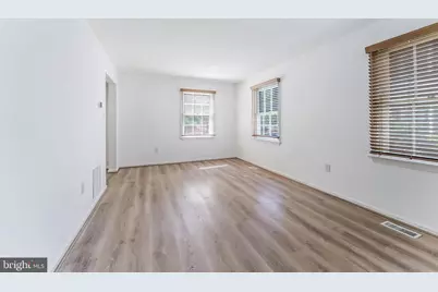 818 Sycamore Court, Herndon, VA 20170 - Photo 7