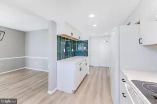 818 Sycamore Ct, Herndon, VA 20170 - Photo 15