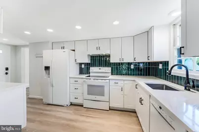 818 Sycamore Court, Herndon, VA 20170 - Photo 13