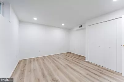 818 Sycamore Court, Herndon, VA 20170 - Photo 37