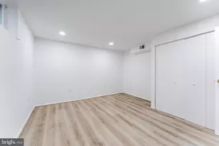 818 Sycamore Ct, Herndon, VA 20170 - Photo 37