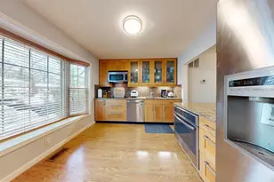 7302 Rolling Oak Ln, Springfield, VA 22153 - Photo 5
