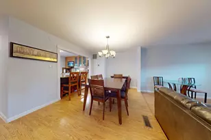 7302 Rolling Oak Ln, Springfield, VA 22153 - Photo 7